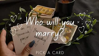 💖💫 Who will you marry? + Messages from them 🫂💖 | Timeless Pick A Card Tarot Reading