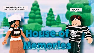 HOUSE OF MEMORIES 📸 - LYRIC PRANK (Roblox) | DearlyDolly