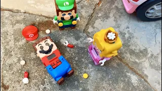 Lego Mario needs help! Hard day for Peach and Luigi. #legomario