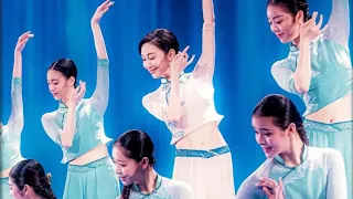 Dance at Spring Festival Gala features the beauty of water village
