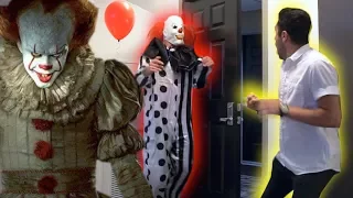 "IT" CREEPY CLOWN SCARE PRANK!