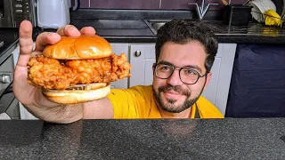 Crispy Chicken Burger | بركر دجاج مقرمش مع تتبيلة رهيبة | شيف شاهين