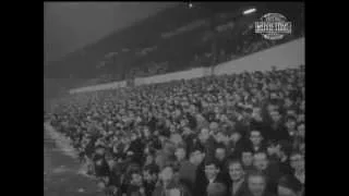 Wolves v Manchester United, FA Cup Quarter-final, 10th March 1965