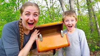 We Found A Cool Old Box In The Woods!