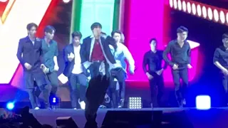 180406 SMTOWN in Dubai ( fancam) SUPERJUNIOR Devil