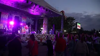 Незабудка - кавер группа "Ok-band" на концерте в Солигорске (фрагмент)