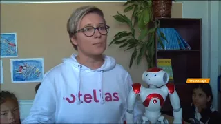 Знает 23 языка и умеет петь - роботы-учителя в Финляндии