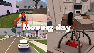 MOVING DAY!!! 📦 || BERRY AVEUNE ROLEPLAY || * WE GOT A NEW HOUSE ?!?! * #familyvlog #fypシ #roblox