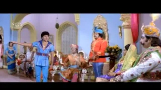 ಬಾಲಕೃಷ್ಣ ಅರ್ಧ ಮೀಸೆ ಬೋಡಿಸಿಕೊಳ್ಳಬೇಕು ಎಂದು ಹೇಳಿದ ಡಾ ರಾಜ್| Huliya Halina Mevu Kannada Movie Comedy scene