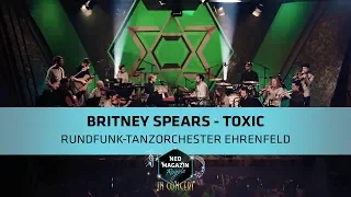 Rundfunk-Tanzorchester Ehrenfeld : Britney Spears - Toxic | Neo Magazin Royale mit Jan Böhmermann