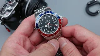 Glycine Combat Sub GMT Blue/Red GL0381 Review