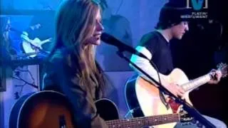 Avril Lavigne - Take Me Away (Channel V 08/17/2004)