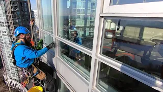 Rope Access Window Cleaners Answer: Why do You Like Your Job?