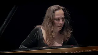Tamriko Siprashvili performs Beethoven's Fur Elise