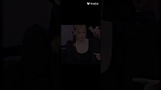 When a fan say to rosé that she hate Christians 💢 (her reaction)