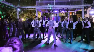 Noivo dança Bruno Mars, Anitta e Michael Jackson na melhor dança de Casamento! (Best Wedding Dance!)