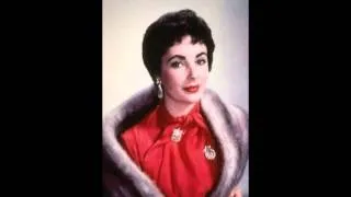 Shere Thu Thuy - La vie n'est pas facile  [Farewell to Elizabeth Taylor]