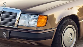 w124 Mercedes-Benz 300 E with rare gorgeous velour interior 1990