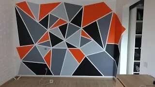 An interesting solution to renovate! Geometric wall painting.