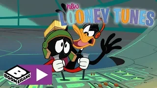 New Looney Tunes | Daffy Takes Over Marvin's Spaceship | Boomerang UK 🇬🇧