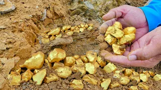 Gold Hunting! Finding for treasure worth million $$from Gold Nuggets at Mountain, Mining Exciting.