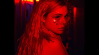 Mine (The Neon Demon)