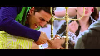 Клип из Фильма  Настоящие индийские парни   Desi Boyz 2011   Allah Maaf Kare 720
