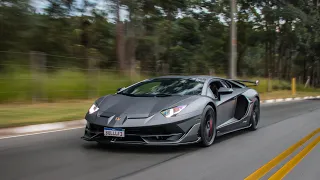 Lamborghini Aventador SVJ Com escape GINTANI Acelerando Pelas ruas de São Paulo *João Vilkas*