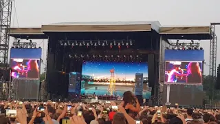 Eminem feat. Skylar grey love the way you lie live at nijmegen , good sound quality