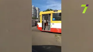 ДТП остановило движение трамваев на Люстдорфской дороге (видео)