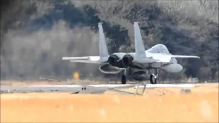 岐阜基地Ｆ-15アフターバーナー全開離陸.wmv