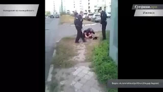 В Ижевске голый мужчина напал с ножом на полицейского