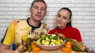 МУКБАНГ КУРИНЫЕ НОЖКИ КАРТОШКА ОВОЩИ MUKBANG CHICKEN LEGS POTATOES VEGETABLES ответы на вопросы