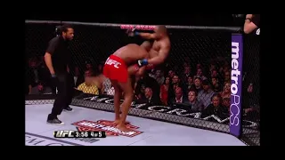 Jon Jones Huge Takedown On DC 😳