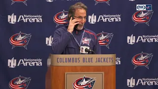 John Tortorella picks up reporter's phone during press conference