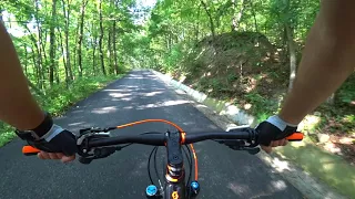 Urcare cu bicicleta la Lacul Frumos, Vladesti, Valcea