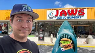 JAWS Jumbo Burgers JAWS Restaurant Of FLORIDA - Best SHARK & MOVIE Theme Food Experience