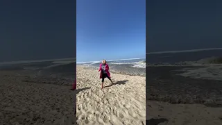 Cannon Beach Oregon, sneaker waves. Watch what happens !#cannonbeach #oregoncoast #oregon