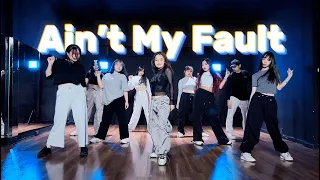 Ain't My Fault (Jennie x Lisa) Dance Cover by BoBoDanceStudio