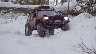 RC 4x4 Jeep Cherokee XJ  -  Traxxas TRX-4 Offroad snow trail