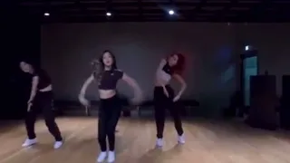 BLACKPINK-‘Crazy Over You’ DANCE PRACTICE VIDEO