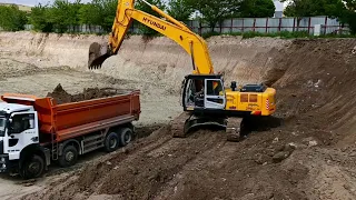 Hyundai 290LC - 7A Excavator in action