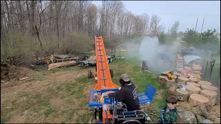 Eastonmade 12/22 with wolferidge conveyor, splitting massive oak on box wedge