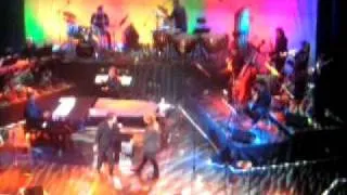 RAPHAEL Y DAVID BISBAL EN EL TEATRO  LOPE DE VEGA.MOV