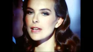 N°5, the 1993 Film with Carole Bouquet: Sentiment Troublant – CHANEL Fragrance