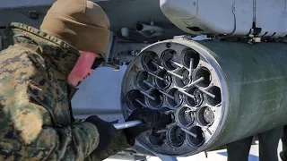 Marines Loading Some Serious Firepowers Onto AH-1Z Attack Helicopter