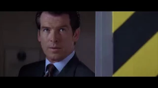 TOMORROW NEVER DIES - DRIVERLESS CAR CHASE