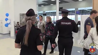 В аэропорту Владивостока задержан нетрезвый пассажир, устроивший драку в самолете