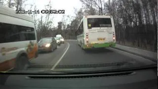 Автобус пукнул