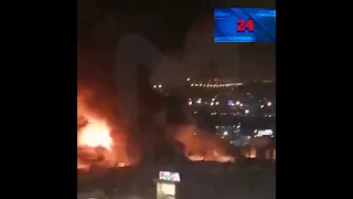 Момент взрыва в торговом центре "МЕГА Химки" в Москве. Пожар.